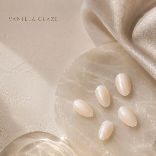 lunvona®Vanilla Glaze | Pearl White Short Almond Press-On Nails